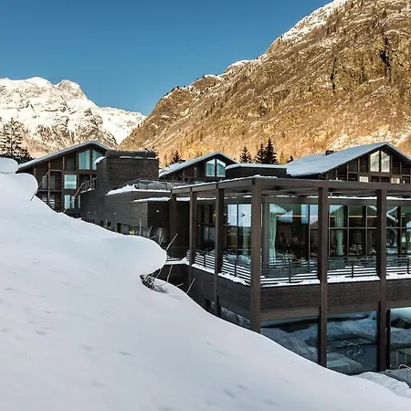 Nh Collection Mirtillo Rosso فندق 4*