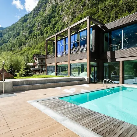 Hotel Mirtillo Rosso Family 4*