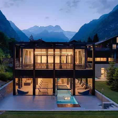 فندق Nh Collection Mirtillo Rosso ألانيا فالسيزيا