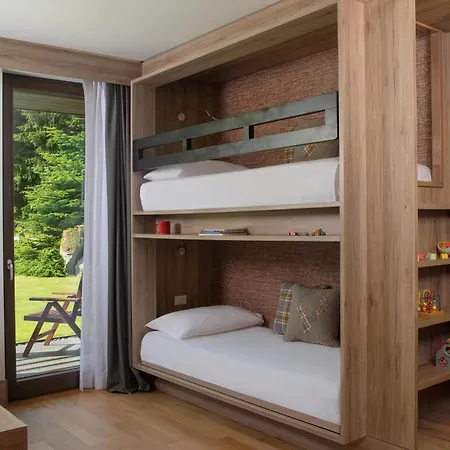 ホテル Nh Collection Mirtillo Rosso アラーニャ・ヴァルセージア