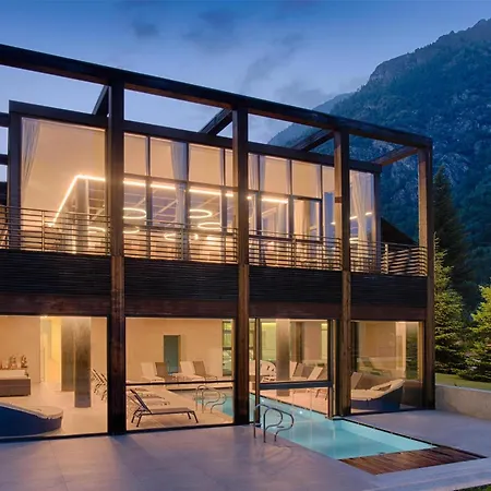 Nh Collection Mirtillo Rosso ホテル