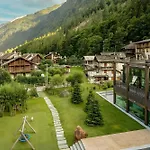 Hotel Nh Collection Mirtillo Rosso