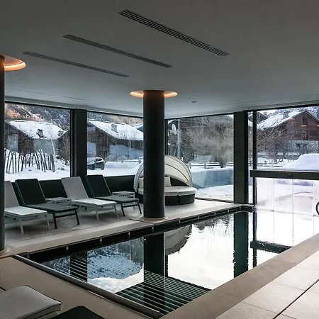 Nh Collection Mirtillo Rosso Hotel 4*