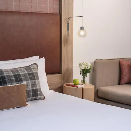 Hotel Nh Collection Mirtillo Rosso 4*