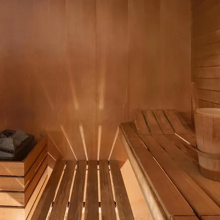 Nh Collection Mirtillo Rosso 4*