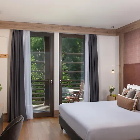 Nh Collection Mirtillo Rosso Hotel 4*