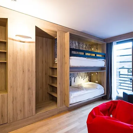 Hotel Nh Collection Mirtillo Rosso 4*