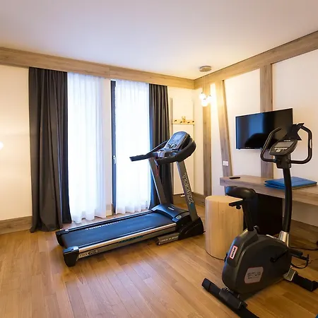 Nh Collection Mirtillo Rosso Отель 4*