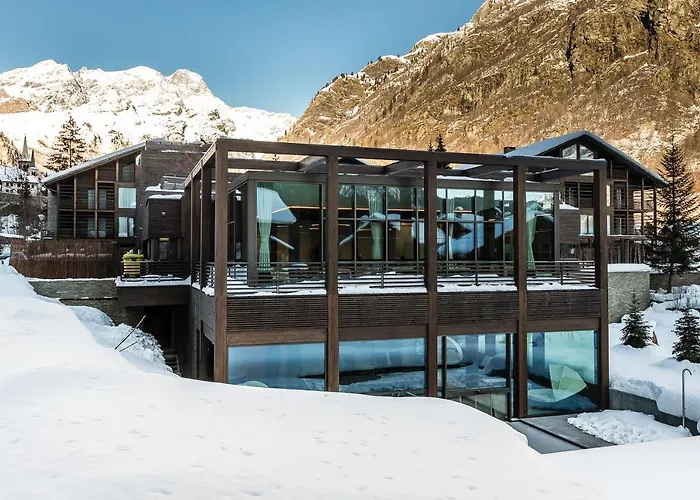 Hotel Nh Collection Mirtillo Rosso