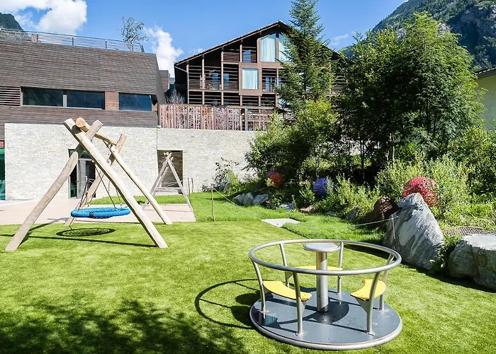 Nh Collection Mirtillo Rosso Hotel 4*