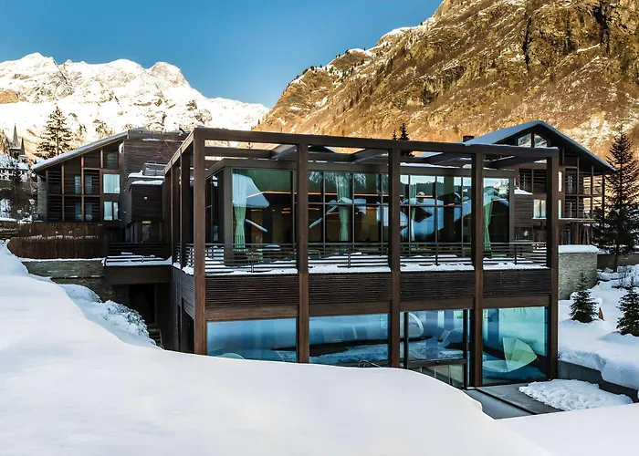 Nh Collection Mirtillo Rosso Hotel 4*