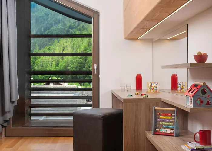 Mirtillo Rosso Family 4*