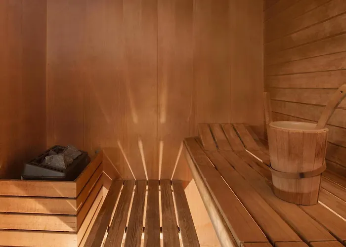 Nh Collection Mirtillo Rosso 4*