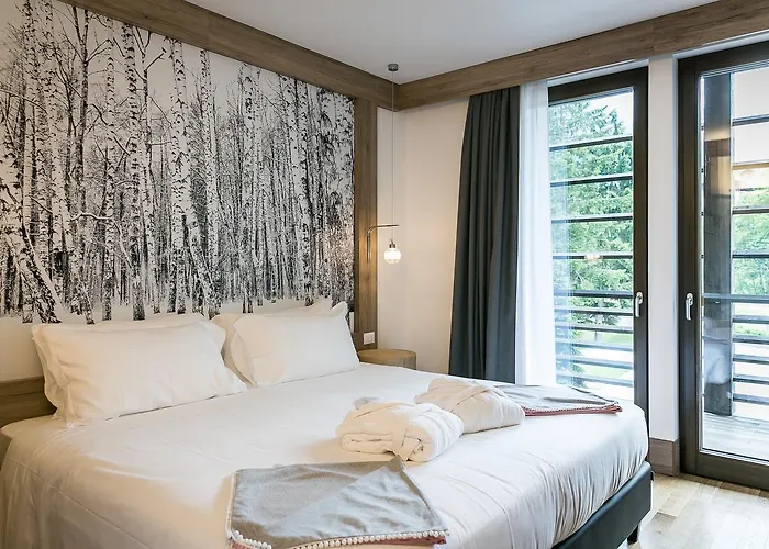 Nh Collection Mirtillo Rosso 4*